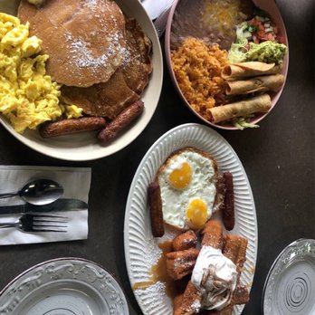 Rey's Little Kitchen - Breakfast & Brunch Near Me - Whittier, California