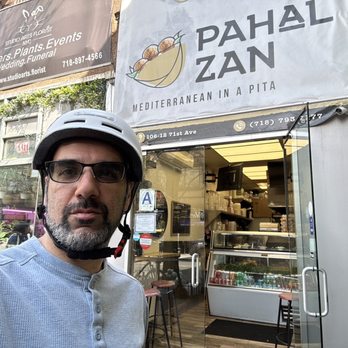 Pahal Zan - Lunch Turkey Shawarma Pita Sandwich - Middle Eastern Near Me - Forest Hills, New York Pahal Zan - Lunch Turkey Shawarma Pita Sandwich - Middle Eastern Near Me - Forest Hills, New York