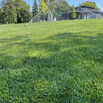 Kerr Sprinkler Systems - Right amount of water - Lawn Services Near Me - Foxboro, Ontario Kerr Sprinkler Systems - Right amount of water - Lawn Services Near Me - Foxboro, Ontario