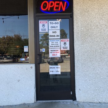 Kimchi 2 Restaurant - a closed sign on the door - Korean Near Me - Savannah, Georgia Kimchi 2 Restaurant - a closed sign on the door - Korean Near Me - Savannah, Georgia