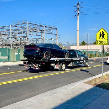 Curbside Towing & recovery - Towing Near Me - El Cajon, California Curbside Towing & recovery - Towing Near Me - El Cajon, California