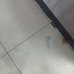 Golden Isles Laundry - Dirty floor