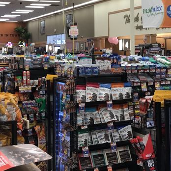 ACME Markets - Sad excuse for a grocery store. I took this picture at 1pm on Saturday, March 10, 2018. only two open checker lines are open. - Grocery Near Me - Wayne, Pennsylvania