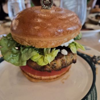 Peter Luger Steak House - Crab cake sandwhich - Steakhouses Near Me - Las Vegas, Nevada Peter Luger Steak House - Crab cake sandwhich - Steakhouses Near Me - Las Vegas, Nevada