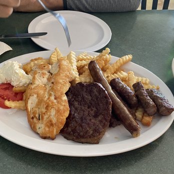 Bosna Grill - Modern European Near Me - Des Plaines, Illinois