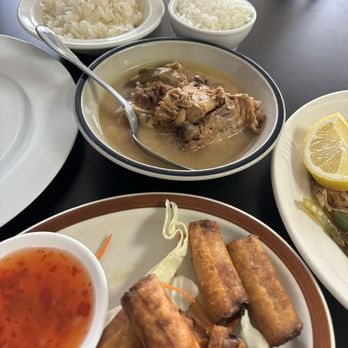 Tambayan - Chicken Adobo - Filipino Near Me - Portland, Oregon Tambayan - Chicken Adobo - Filipino Near Me - Portland, Oregon