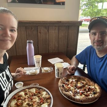 Tono Pizzeria + Cheesesteaks - Pizza Near Me - Elk River, Minnesota