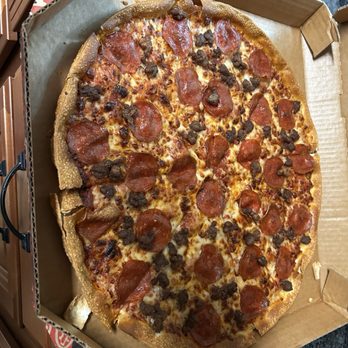 Pizza Hut - Dried out pizza. - Chicken Wings Near Me - Boone, North Carolina