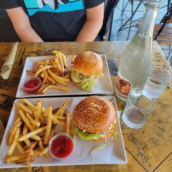 The New Deal - Ahi tuna sandwiches with natural cut French fries. - American Near Me - Burbank, California The New Deal - Ahi tuna sandwiches with natural cut French fries. - American Near Me - Burbank, California