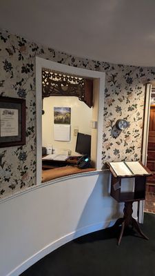 The Hopkins Inn & Restaurant by null