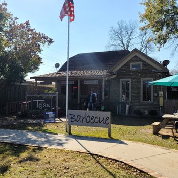 Tejas Chocolate Craftory - Chocolatiers & Shops Near Me - Tomball, Texas Tejas Chocolate Craftory - Chocolatiers & Shops Near Me - Tomball, Texas