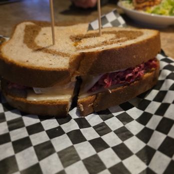 Ye Olde Pub - Reuben - salty, tangy, cheesy - American Near Me - Troutdale, Oregon