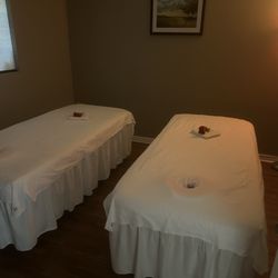 Wellness Asian massage spa - Massage room