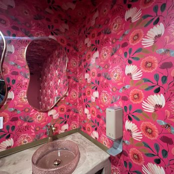 Quiero Brunch - Women's restroom - Mexican Near Me - Temecula, California Quiero Brunch - Women's restroom - Mexican Near Me - Temecula, California