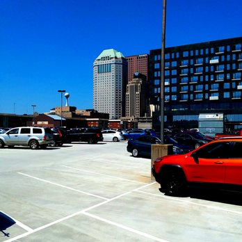 Columbus Commons Garage - Top Floor. - Parking Near Me - Columbus, Ohio Columbus Commons Garage - Top Floor. - Parking Near Me - Columbus, Ohio
