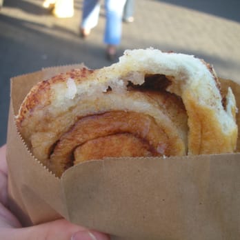Lee's Donuts - Cinnamon bun~ - Donuts Near Me - Vancouver, British Columbia