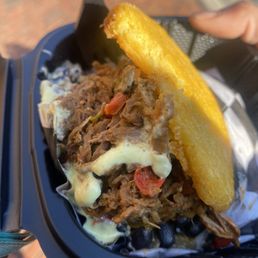 PAVILLION AREPA PAVILLION AREPA