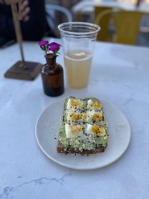 Flower Child (Houston Heights) by null