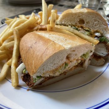 Sideboard - Danville - Fried chicken sandwich - Comfort Food Near Me - Danville, California Sideboard - Danville - Fried chicken sandwich - Comfort Food Near Me - Danville, California
