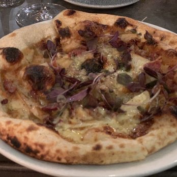Savoir - Pear and prosciutto pizza - Breakfast & Brunch Near Me - Houston, Texas Savoir - Pear and prosciutto pizza - Breakfast & Brunch Near Me - Houston, Texas
