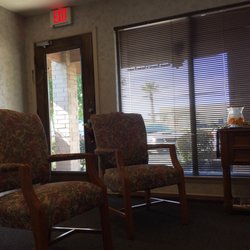 John D Hatcher, DDS - Small lobby, perfect size for me