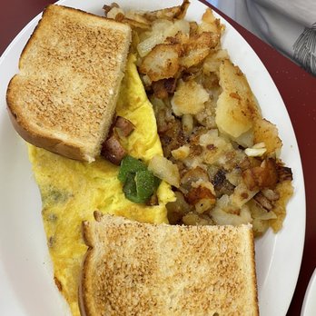 Jim's Open Kitchen Too - Western omelette with home fries - Breakfast & Brunch Near Me - Streetsboro, Ohio Jim's Open Kitchen Too - Western omelette with home fries - Breakfast & Brunch Near Me - Streetsboro, Ohio