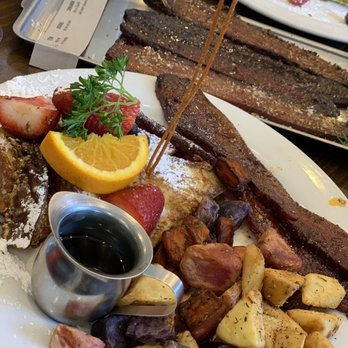 Sweet Maple - Millionaire's Bacon, Potato Medley, French toast - American Near Me - San Francisco, California Sweet Maple - Millionaire's Bacon, Potato Medley, French toast - American Near Me - San Francisco, California