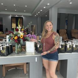 Glow Nail Spa