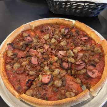 Paisanos - Meat lovers pizza no cheese - Italian Near Me - Duncan, South Carolina Paisanos - Meat lovers pizza no cheese - Italian Near Me - Duncan, South Carolina