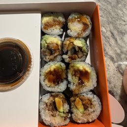 EEL AVOCADO ROLL & SHRIMP TEMPURA Avocado ROLL EEL AVOCADO ROLL & SHRIMP TEMPURA Avocado ROLL