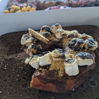 Chin Up Donuts - Donuts Near Me - Scottsdale, Arizona Chin Up Donuts - Donuts Near Me - Scottsdale, Arizona