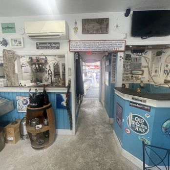 Shore To Door - Inside - Seafood Markets Near Me - Miami, Florida Shore To Door - Inside - Seafood Markets Near Me - Miami, Florida