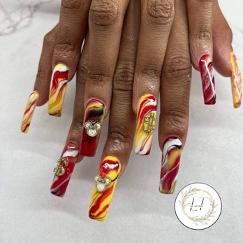 Lt Nails - Nail Salons Near Me - Cicero, Illinois