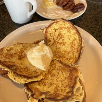 Liliha Bakery - French toast with Hawaiian bread, Portuguese sausage and eggs - Bakeries Near Me - Honolulu, Hawaii