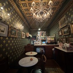 Cafe Bleriot XI