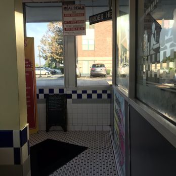 Fratellos 2 - Hot Dogs Near Me - Rolling Mdws, Illinois