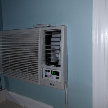 Tiffany's Motel - Crap air conditioning - Hotels Near Me - Surf City, North Carolina