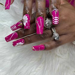 VA Nails - Nail Glamour Redefined