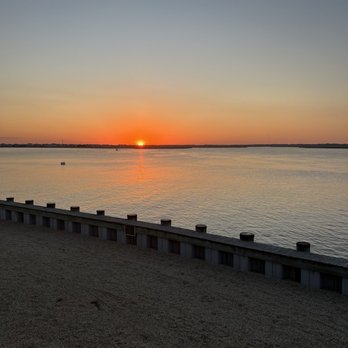 Avalon Yacht Club - Sunset view - Wedding Planning Near Me - Avalon, New Jersey Avalon Yacht Club - Sunset view - Wedding Planning Near Me - Avalon, New Jersey