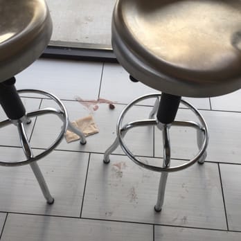 Tutti Frutti - Looks like they need to clean a week ago - Ice Cream & Frozen Yogurt Near Me - Tomball, Texas