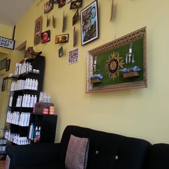 Twisted Scissors - more waiting area - Blow Dry/Out Services Near Me - Chicago, Illinois Twisted Scissors - more waiting area - Blow Dry/Out Services Near Me - Chicago, Illinois