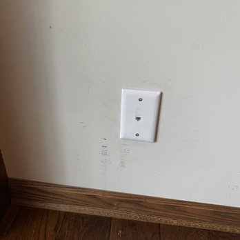 My Computer Guy - Finished cat6 wall plate after install - IT Services & Computer Repair Near Me My Computer Guy - Finished cat6 wall plate after install - IT Services & Computer Repair Near Me