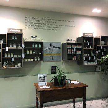 Monica Bossalini - Ha un'atmosfera tranquilla e serena - Hair Loss Centers Near Me - Podenzano, PC