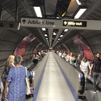 Waterloo Underground Station - Public Transportation Near Me - London, XGL
