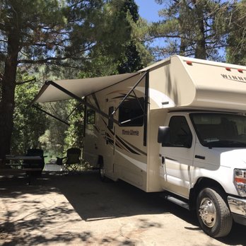 Mountain Lakes Resort - Parking with lake view - Campgrounds Near Me - Lytle Creek, California Mountain Lakes Resort - Parking with lake view - Campgrounds Near Me - Lytle Creek, California