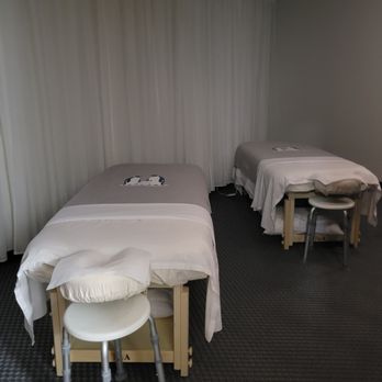 Yelp Elite Experience: Treat Time at Cloud 9 - The larger of the two-beds massage rooms - Yelp Events Near Me - Redmond, Washington Yelp Elite Experience: Treat Time at Cloud 9 - The larger of the two-beds massage rooms - Yelp Events Near Me - Redmond, Washington