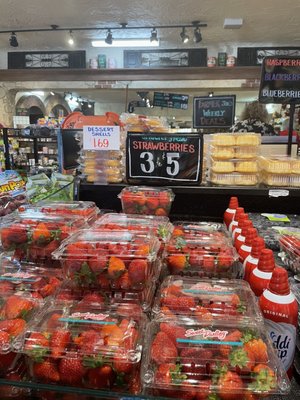 Sweet Berry Fresh Market by null