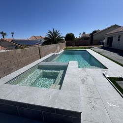 Echelon Pools & Spas