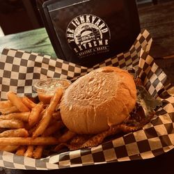 Junkyard Extreme Burgers & Brats - 1/4 pound junkyard extreme.