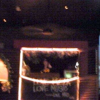 Mad Pizza E Bar Darlinghurst - Crappy quality, but that's the DJ I mentioned! - Pizza Near Me - Darlinghurst, NSW Mad Pizza E Bar Darlinghurst - Crappy quality, but that's the DJ I mentioned! - Pizza Near Me - Darlinghurst, NSW